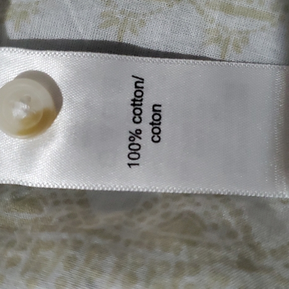 Maurices Printed Button down Shirt 1 White - Picture 6 of 8